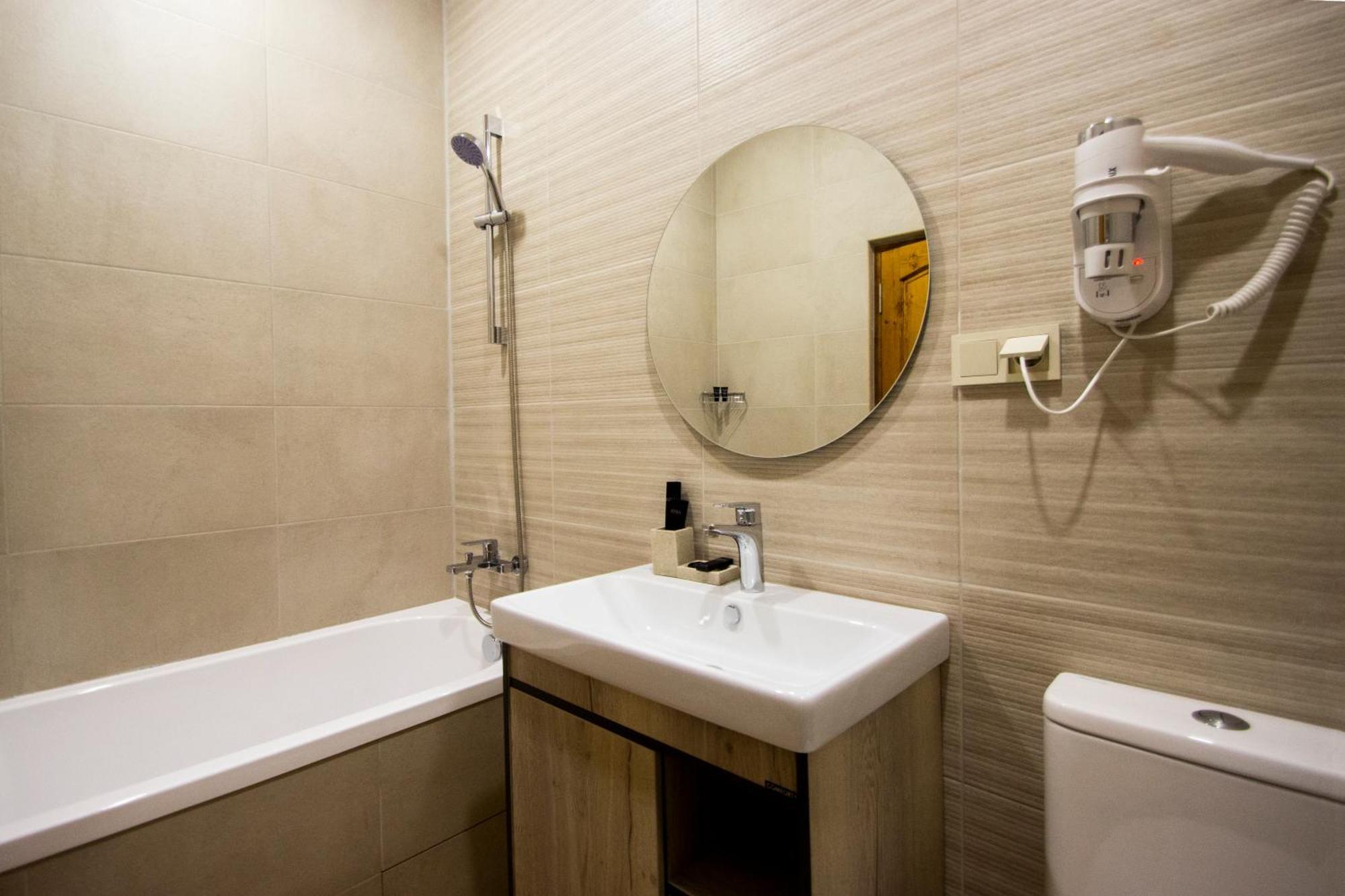 Kuma Hotel Gyumri Eksteriør bilde